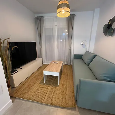 Apartment Nuevo! En El Centro! 1m Metro, Zambrano Y Con Parking Malaga