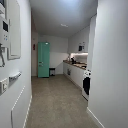 Nuevo! En El Centro! 1m Metro, Zambrano Y Con Parking Apartment Malaga